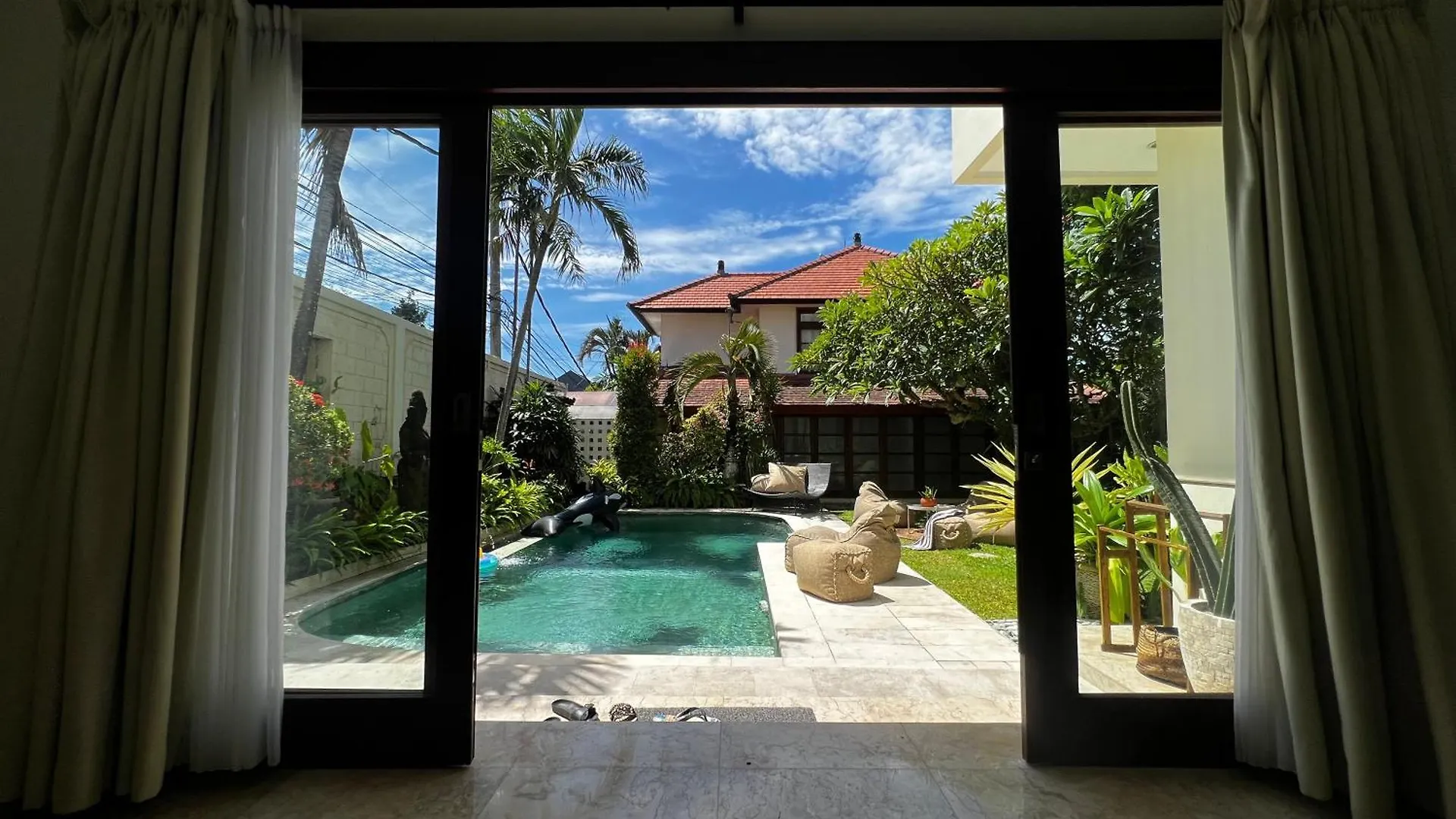 Villa Palm Suites Bali Seminyak